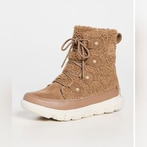 Sorel Women's Explorer ll Joan Teddy Boots NWOT